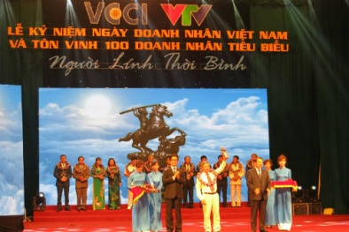 Chủ tịch HĐQT nhựa Tiền Phong được vinh danh 'A13win Đăng Ký Tài Khoản tiêu biểu'